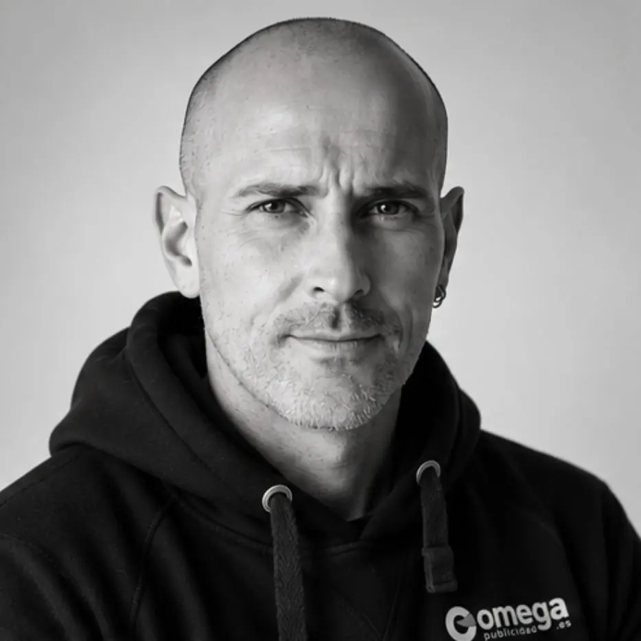 Diseñador Gráfico, equipo de Omega Publicidad